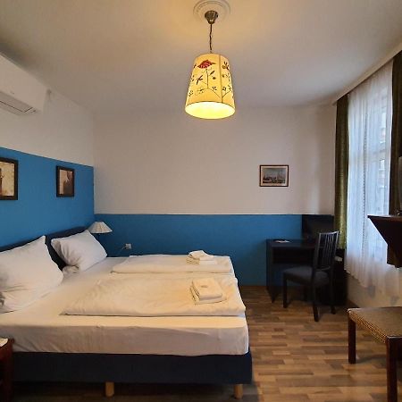 Hotel Pension Graf Констанц Экстерьер фото
