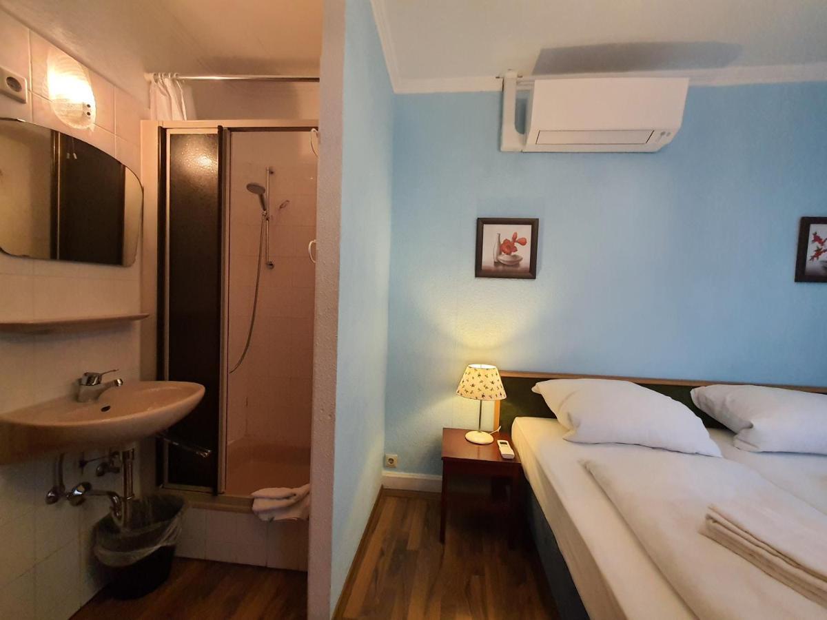 Hotel Pension Graf Констанц Экстерьер фото