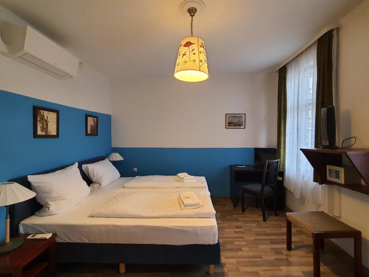 Hotel Pension Graf Констанц Экстерьер фото